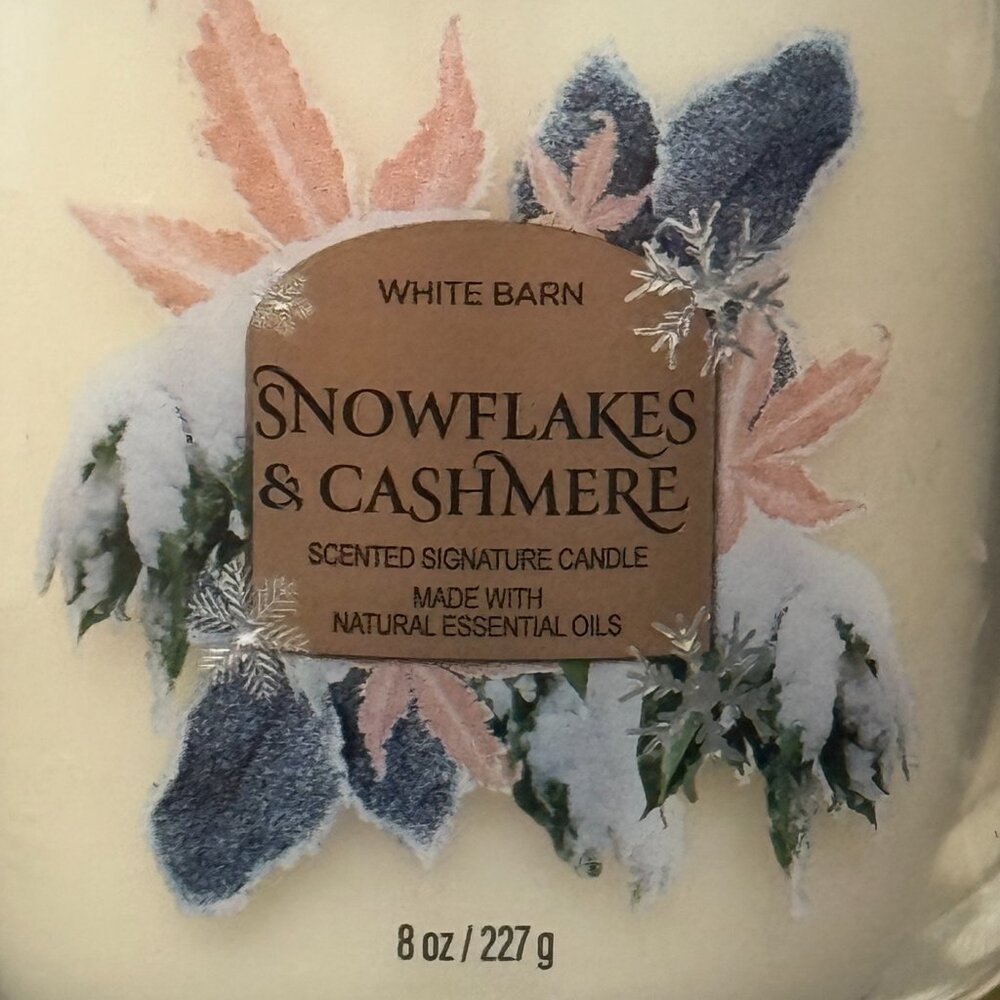 BBW Snowflakes & Cashmere White Barn Bath & Body Works Single Wick Candle - Picture 3 of 10
